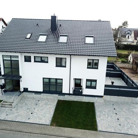 Bestboarding24 Sulzbach am Main Bagian luar foto