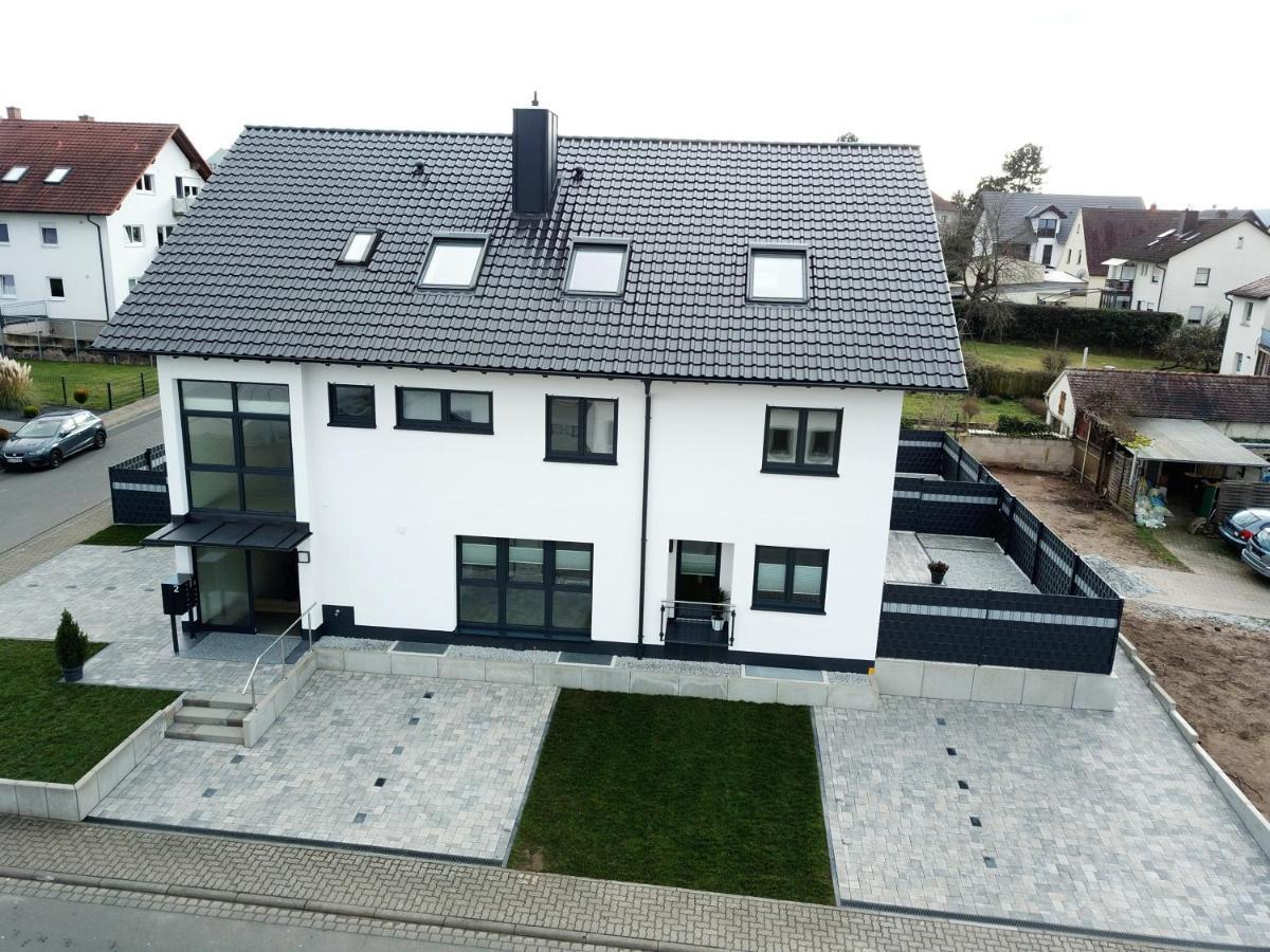 Bestboarding24 Sulzbach am Main Bagian luar foto